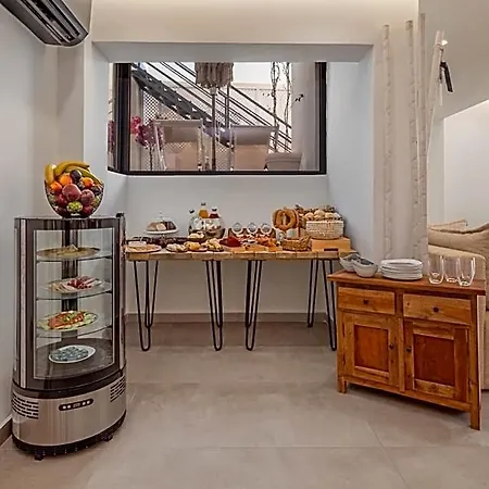 Hotel White Boutique 5*