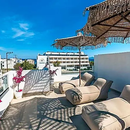 White Boutique 5*