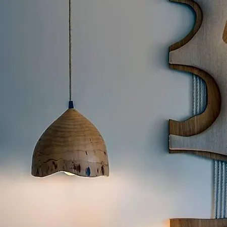 White Boutique Hotel