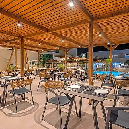 White Boutique 5*