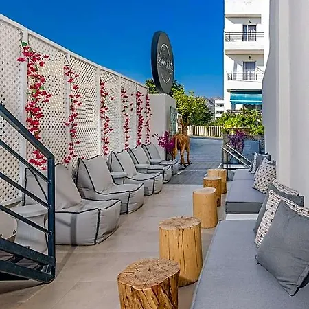 White Boutique Hotel 5*
